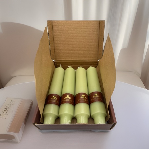 Light Green Taper Candles 4 Pack 5.1 Inch Dinner Candles 7+ Burn Hours Unscented - Picture 12 of 16